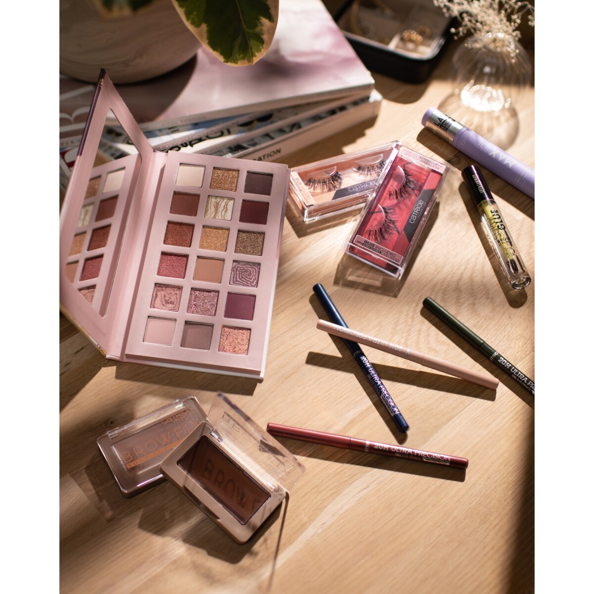 Catrice Super Glue Brow Styling Gel Catrice Cosmetics