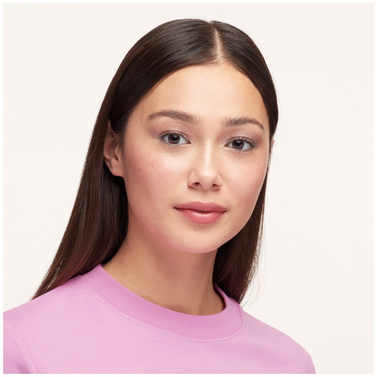 essence Luminous Eye Tint Liquid Shadow essence Cosmetics