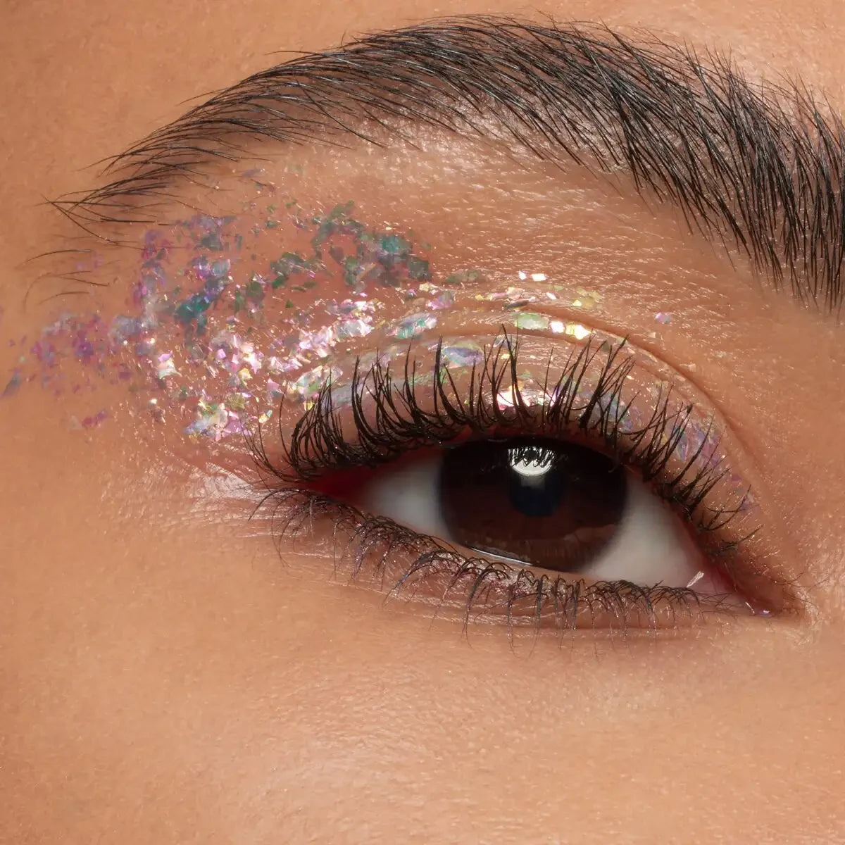 essence Multichrome Flakes Eyeshadow Topper essence Cosmetics