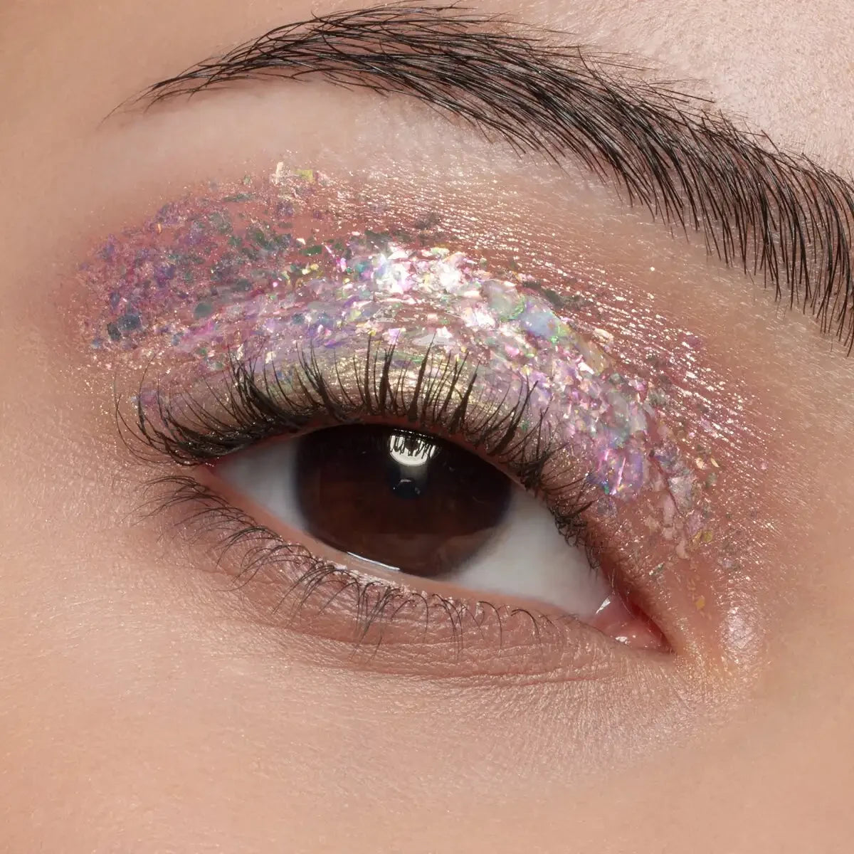 essence Multichrome Flakes Eyeshadow Topper essence Cosmetics