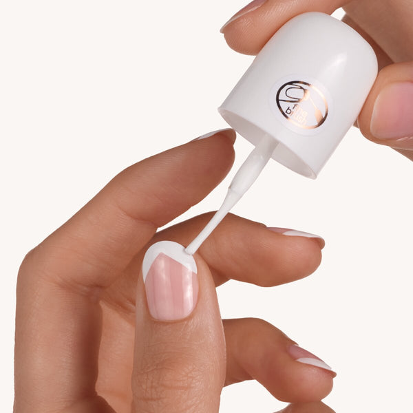 essence French Manicure Tip Painter 01 | You're so fine essence Cosmetics