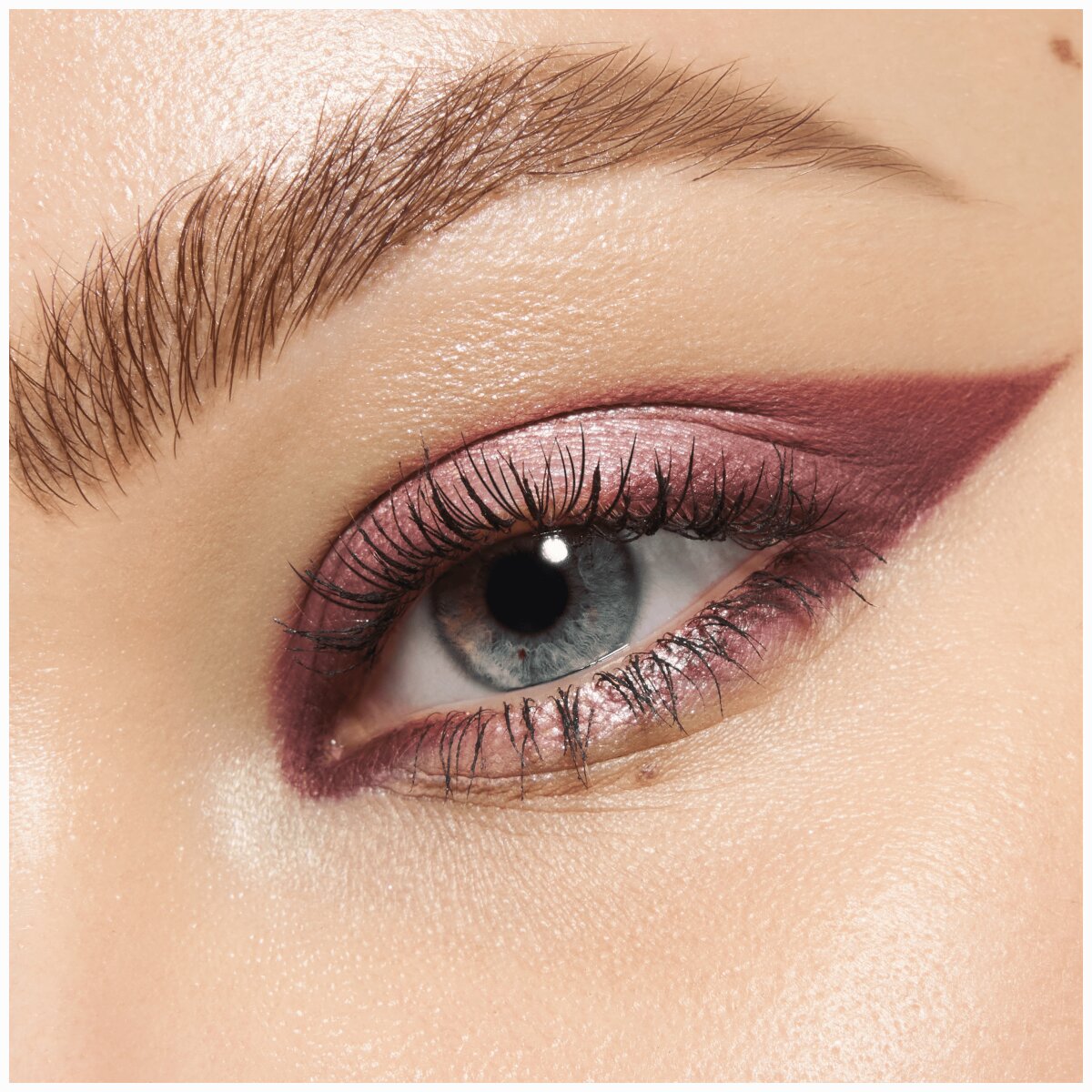 Catrice Blooming Bliss Slim Eyeshadow Palette 020 | Colors of Bloom Catrice Cosmetics