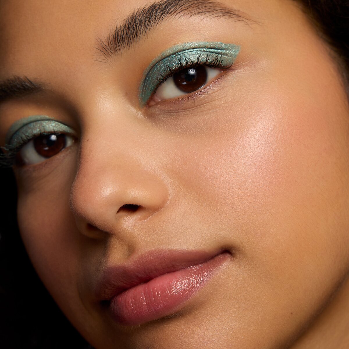 Catrice Aloe Vera Eyeshadow Stick Catrice Cosmetics