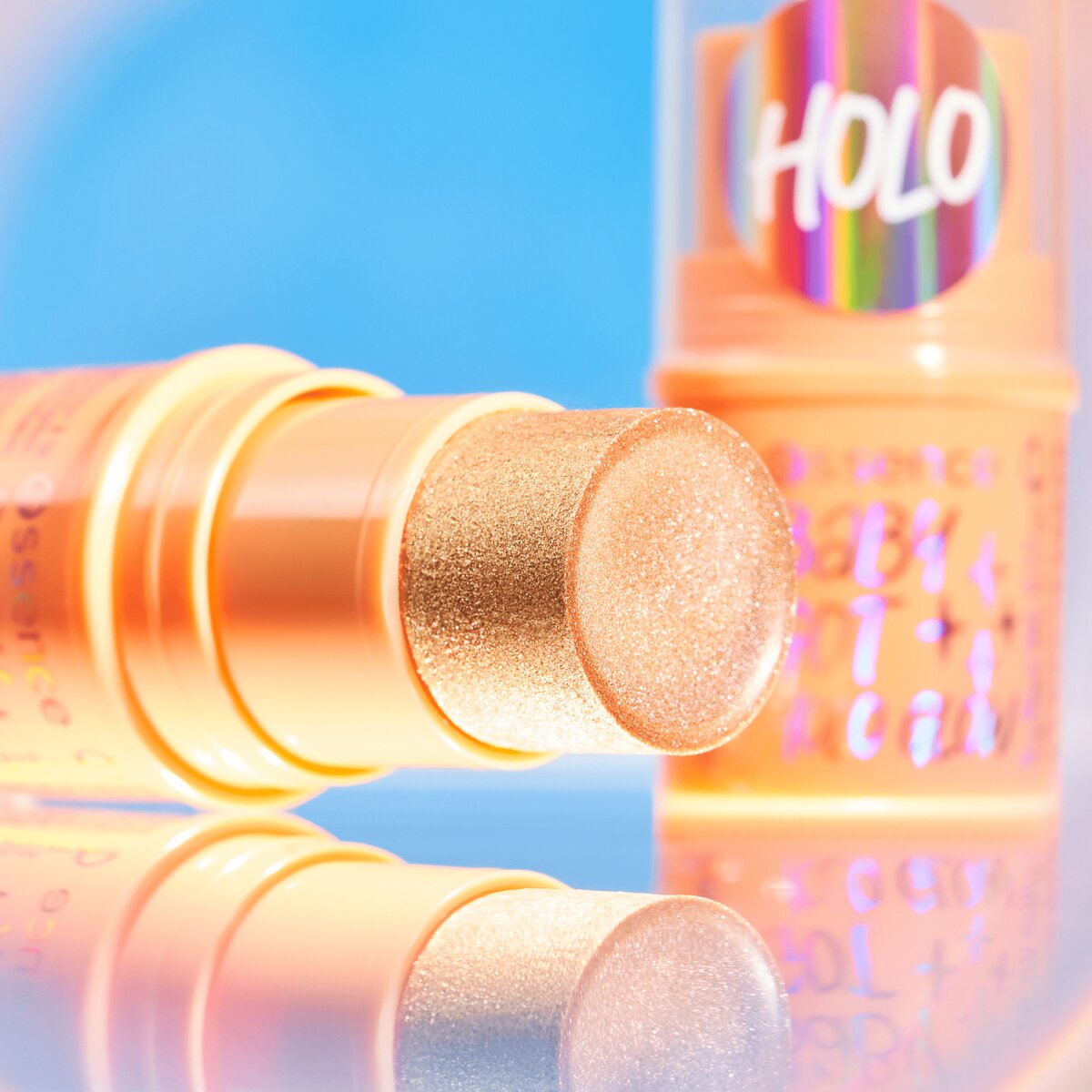 essence Baby Got Holo Glow Highlighter Stick 10 | Holy Apricotly essence Cosmetics