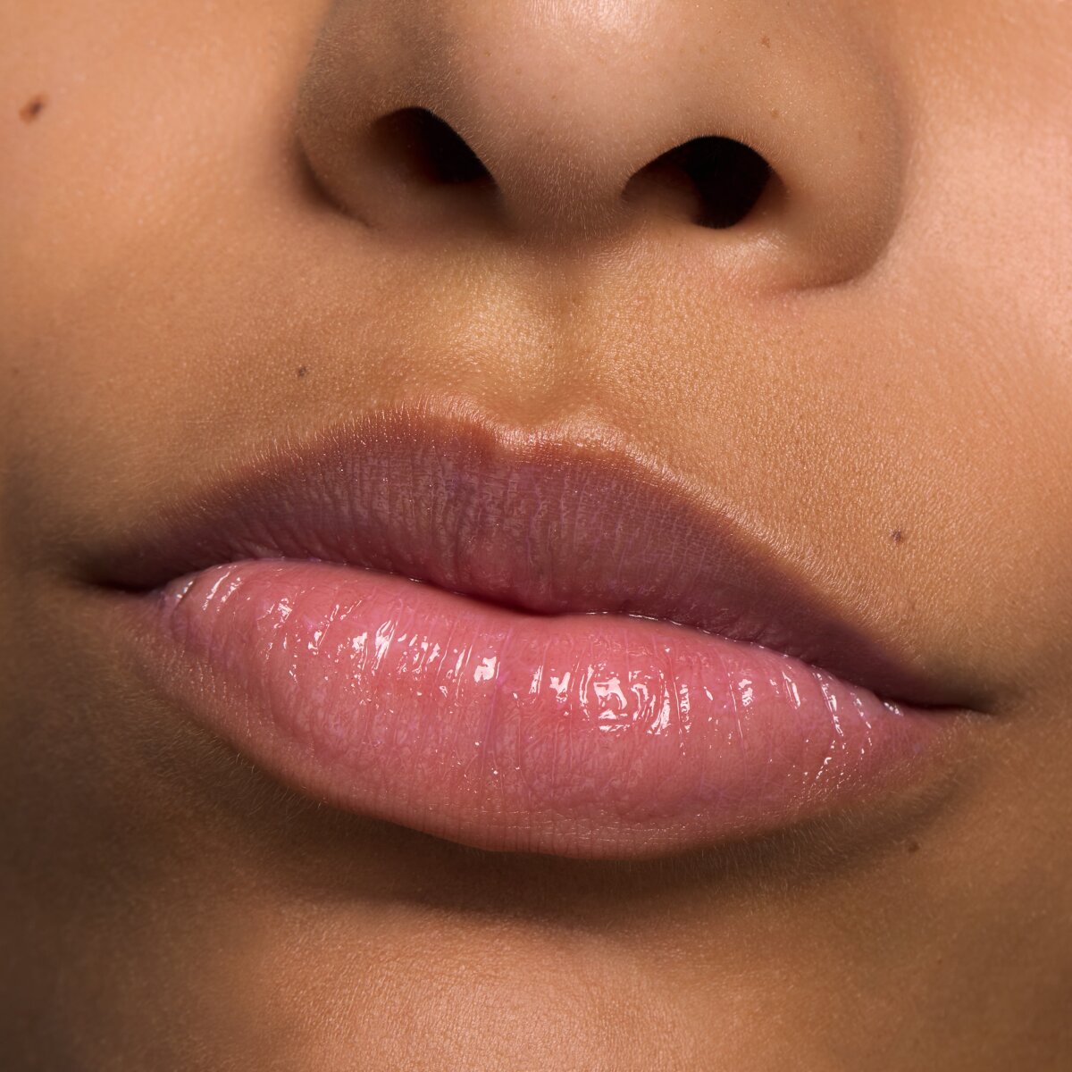 essence Juicy Bomb Glossy Butter Balm essence Cosmetics