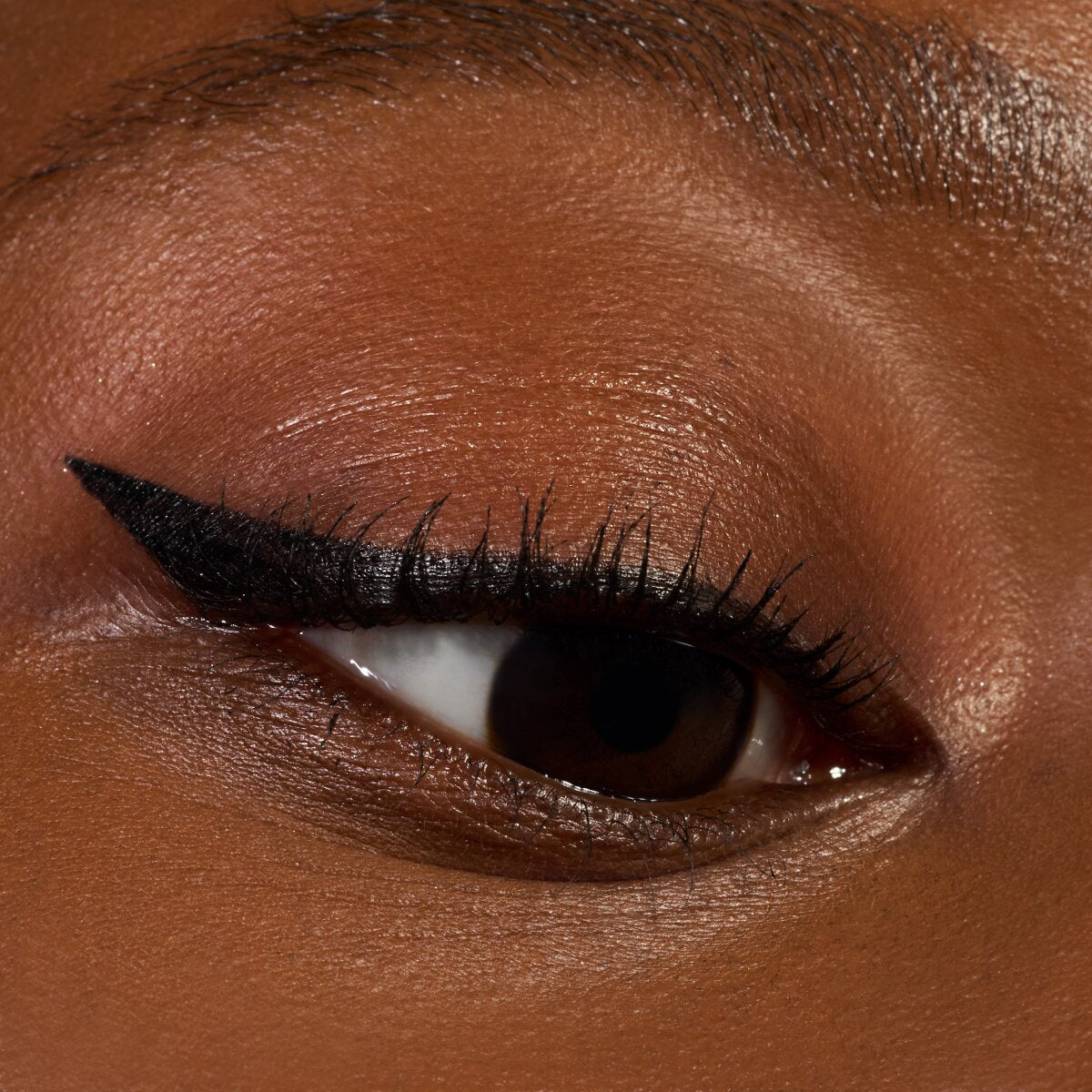 essence Quick Wing! Stamp Eyeliner 01 essence Cosmetics