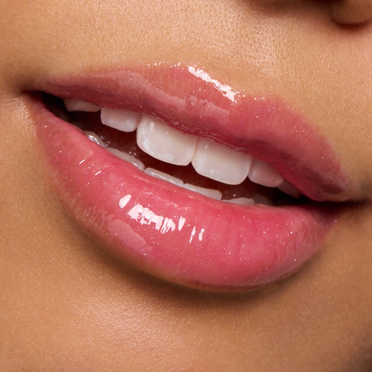 essence Extreme Shine Volume Lipgloss essence Cosmetics