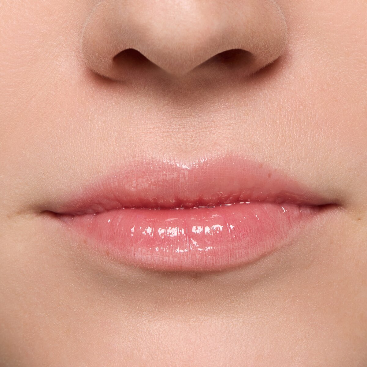 essence Juicy Bomb Shiny Lipgloss essence Cosmetics