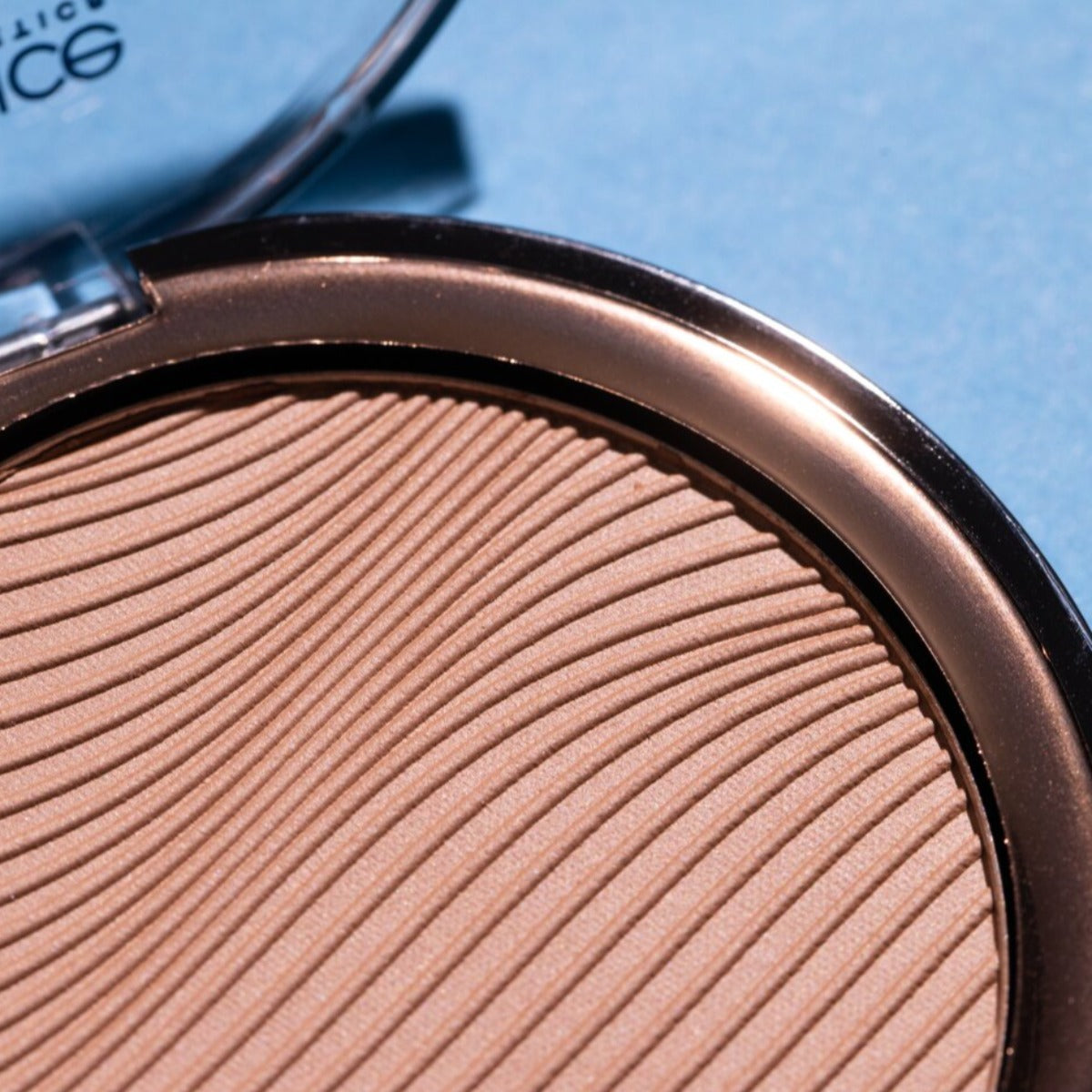 Catrice Holiday Skin Luminous Bronzer Catrice Cosmetics