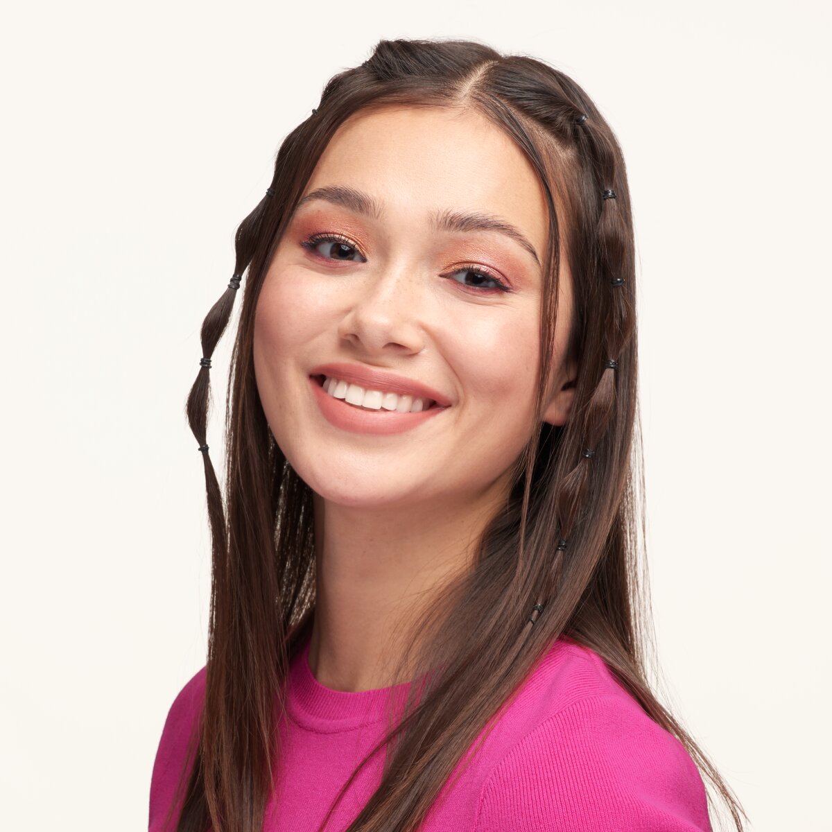 essence Gimme Glow Luminous Highlighter essence Cosmetics