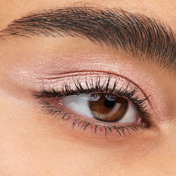 essence Luminous Eye Tint Liquid Shadow essence Cosmetics