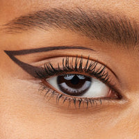 essence Stay & Play Gel Eyeliner essence Cosmetics