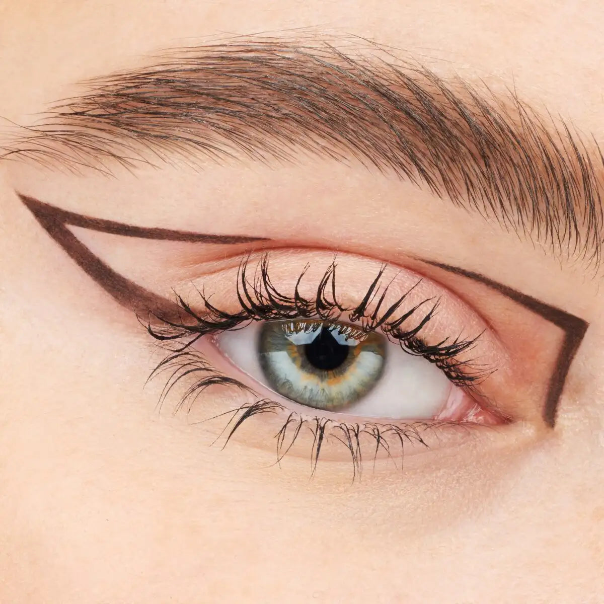 essence Stay & Play Gel Eyeliner essence Cosmetics