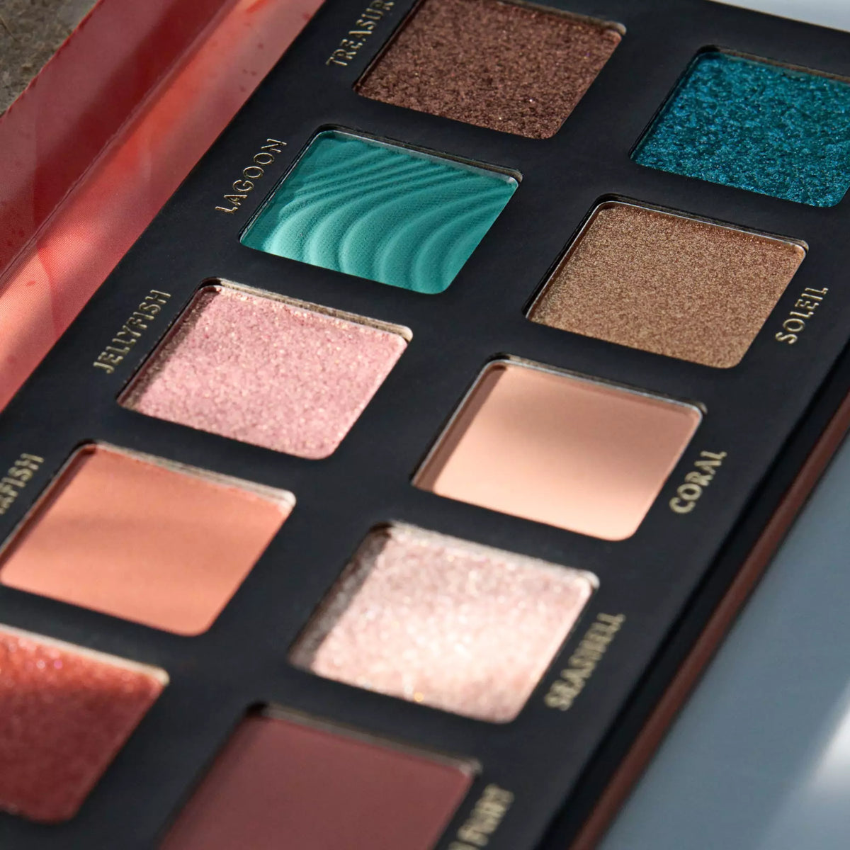 Catrice Coral Crush Slim Eyeshadow Palette 030 | Under the Sea Catrice Cosmetics   