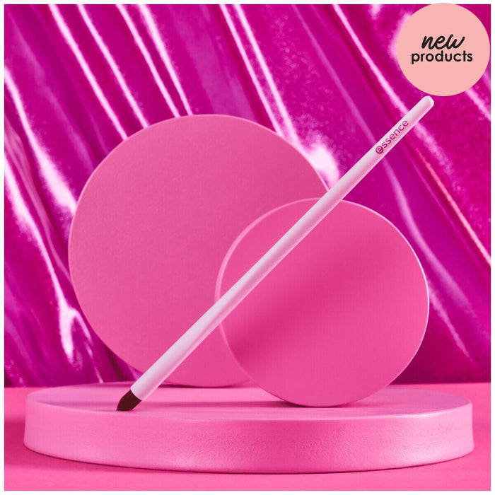 essence Pencil Brush 01 | Precision Meets Perfection essence Cosmetics   