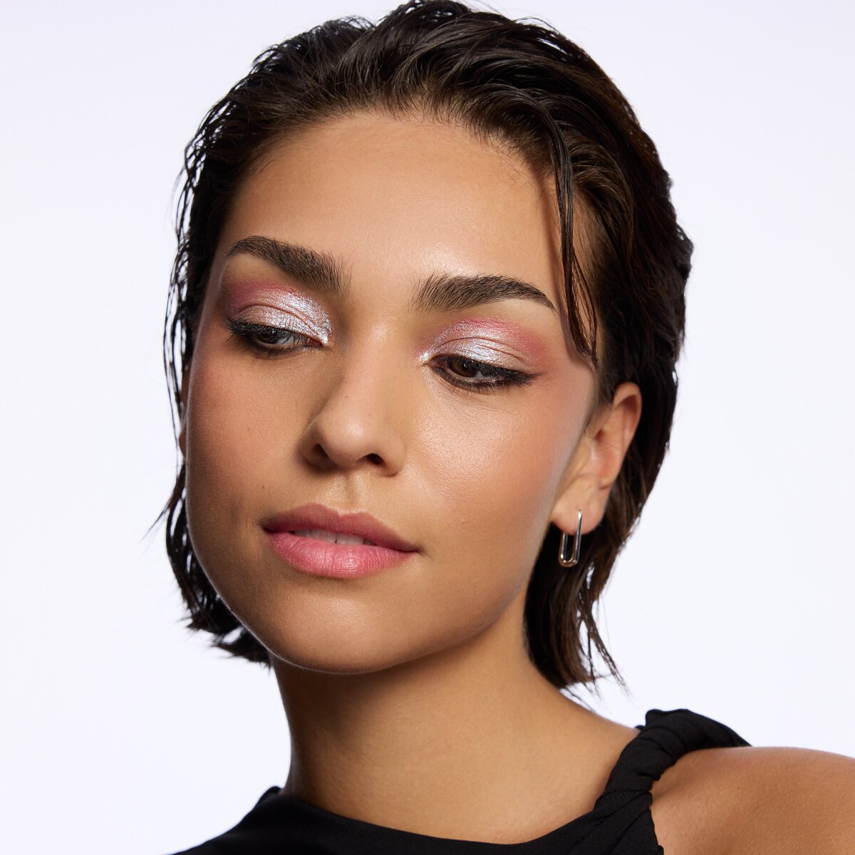 Catrice Space Glam Liquid Chrome Eyeshadow Catrice Cosmetics   