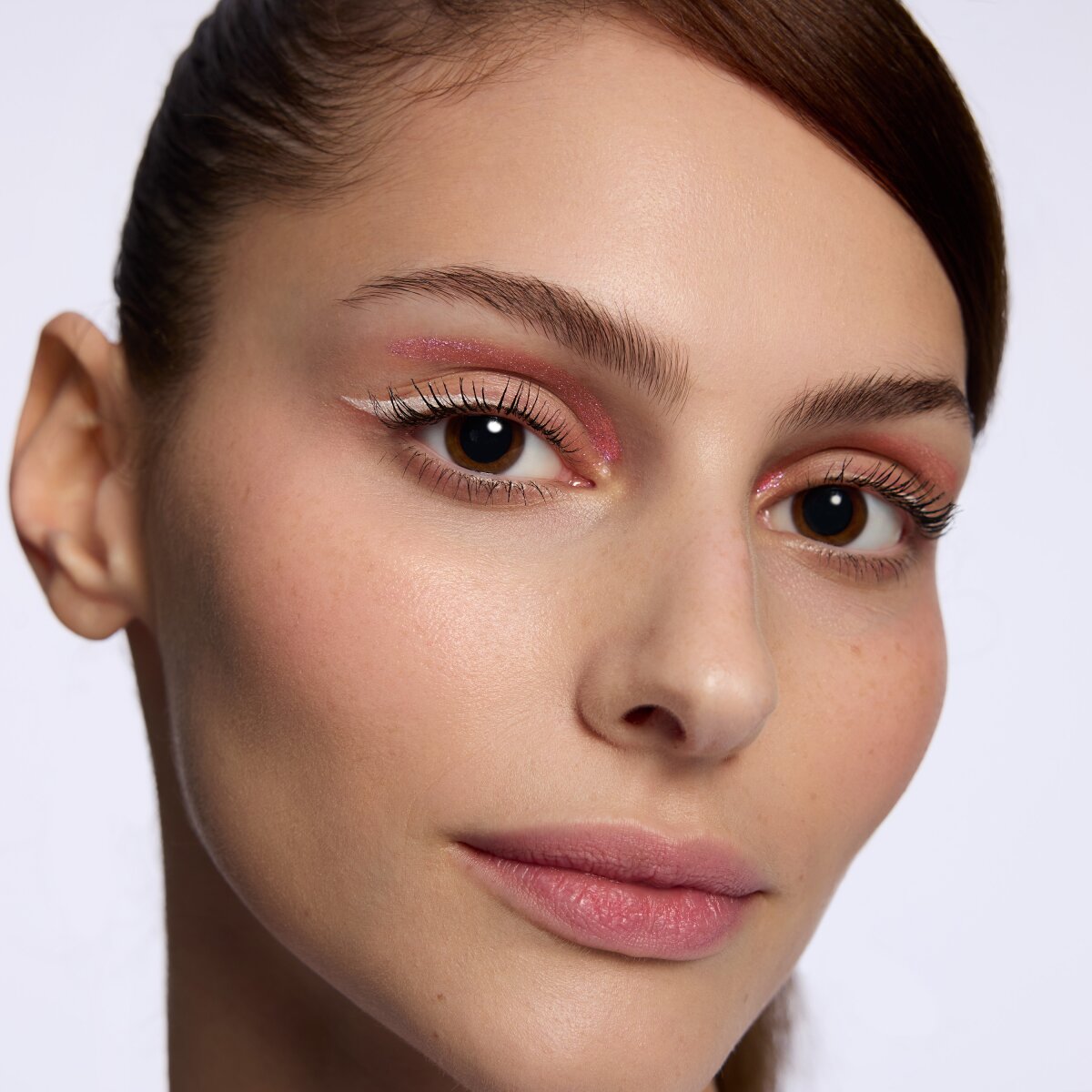 Catrice Space Glam Liquid Chrome Eyeshadow Catrice Cosmetics   