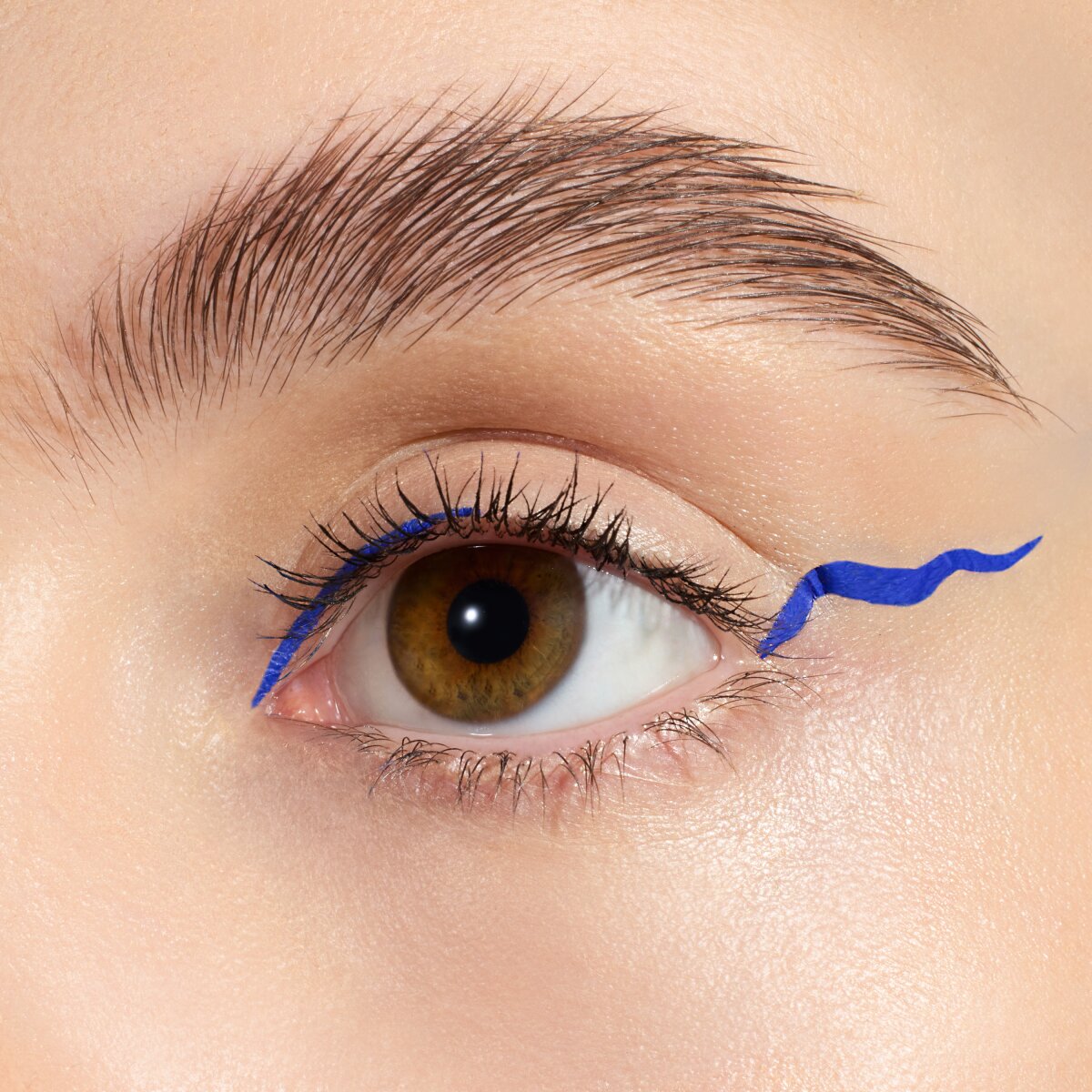 essence Colour it! Liquid Eyeliner essence Cosmetics   