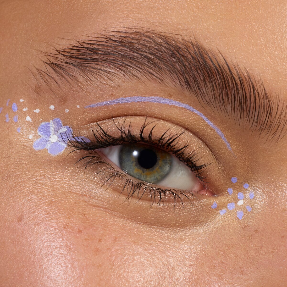 essence Colour it! Liquid Eyeliner essence Cosmetics   