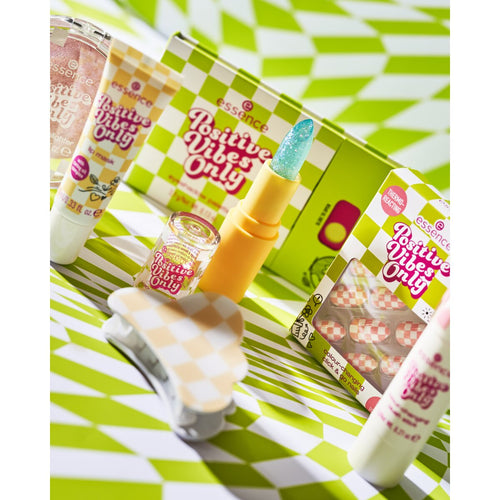 essence Positive Vibes Only Limited Edition Colour-changing Click & Go Nails Essence Cosmetics   